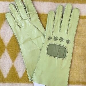 Barneys New York Driving Leather Gloves